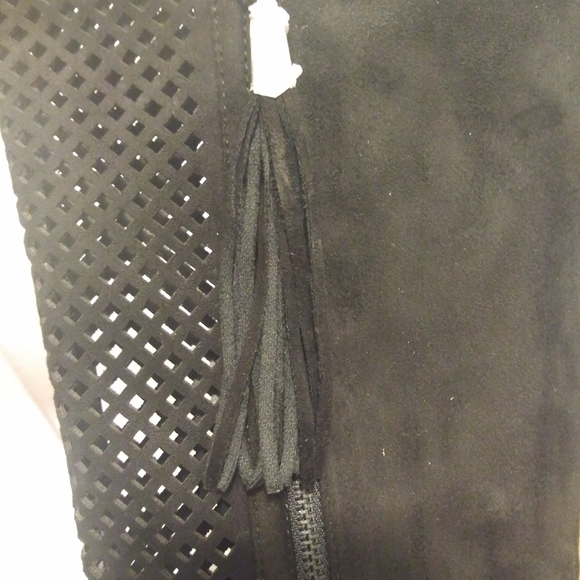 Boots - Picture 3 of 4